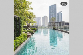 The Base Park East - Bangkok Sukhumvit 77
